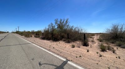 Yuma County - Paved Road with Power - Affordable One Acre Lot for the Snowbird Near Dateland